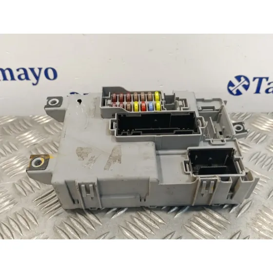 Caja Reles / Fusibles para Fiat Doblo