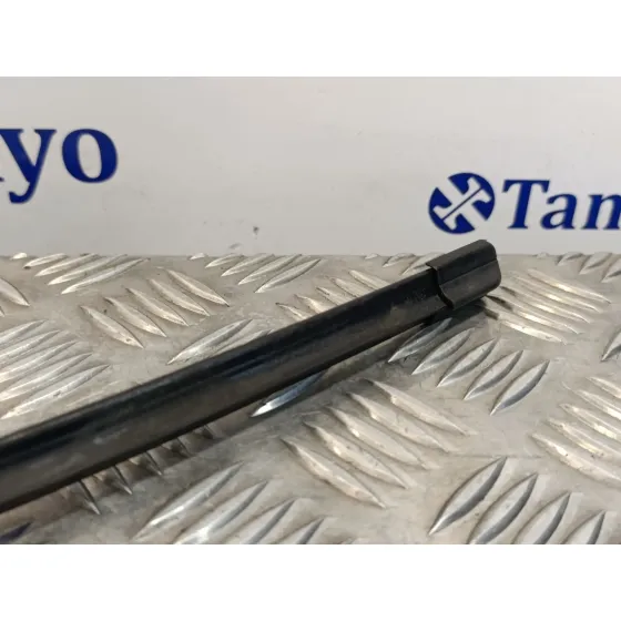 Brazo Limpia Delantero Derecho para Smart Fortwo Coupe