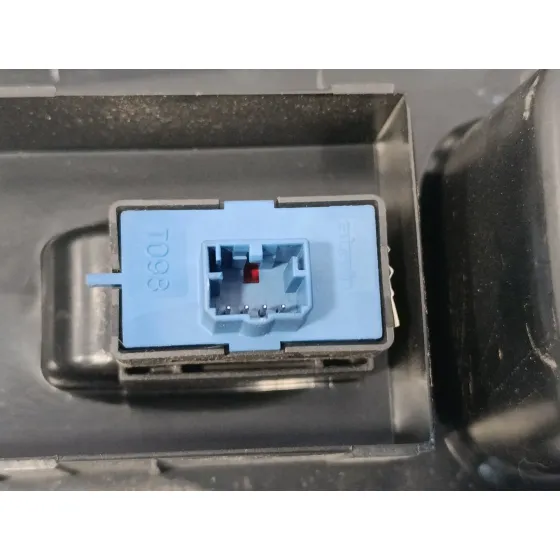 Mando Elevalunas Delantero Derecho para Fiat Doblo
