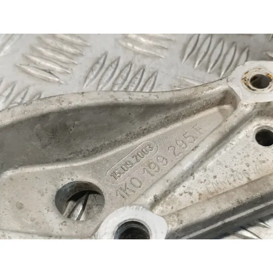 Soporte Brazo Suspension Delantero Izquierdo para Volkswagen Touran (1T2)