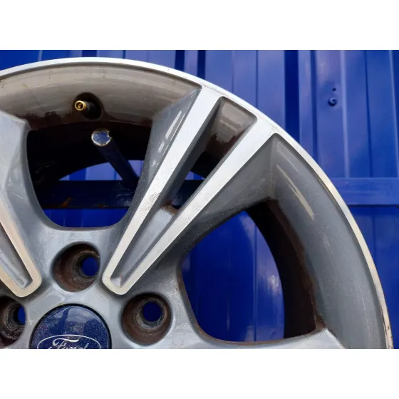 Llanta para Ford C-Max (Ceu)