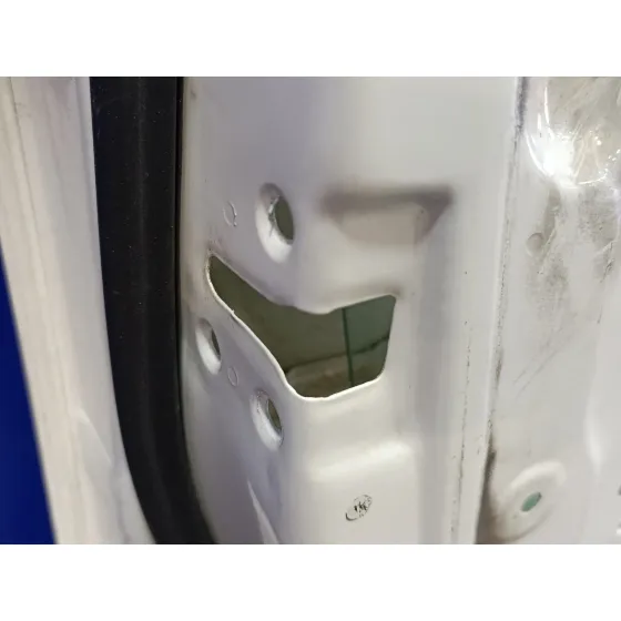 Puerta Delantera Izquierda para Hyundai Santa Fe (Bm)