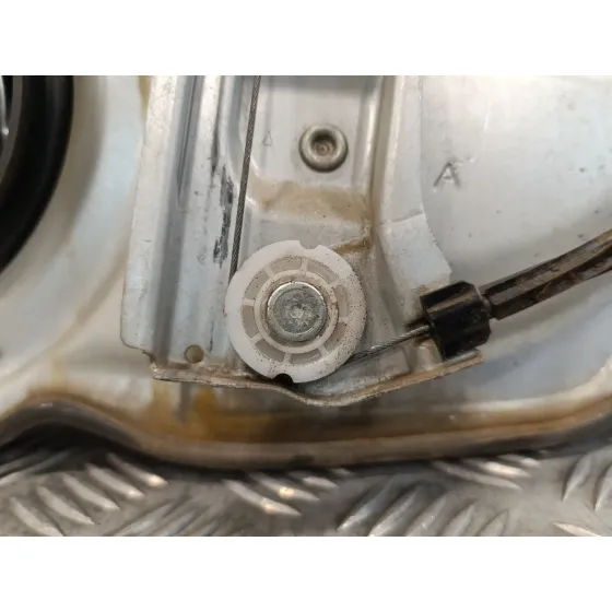Elevalunas Delantero Izquierdo para Hyundai Santa Fe (Bm)