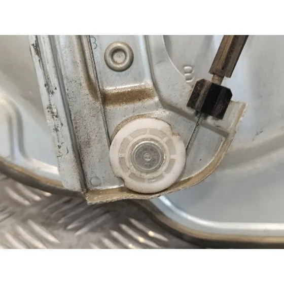 Elevalunas Delantero Derecho para Hyundai Santa Fe (Bm)