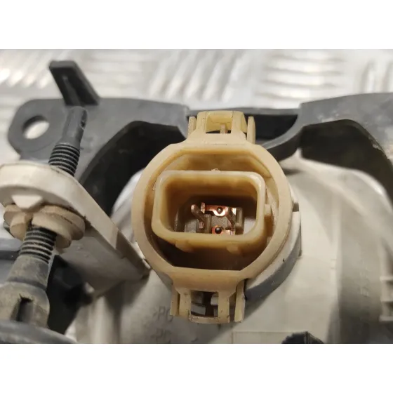 Faro Antiniebla Derecho para Citroën C3