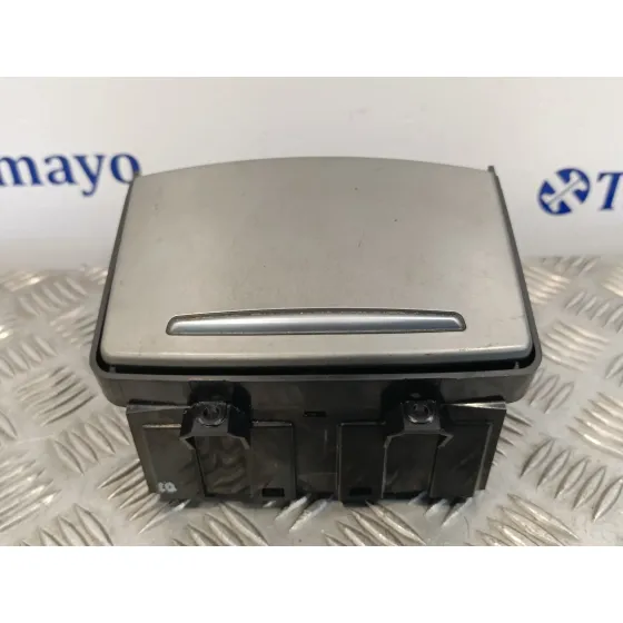 Cenicero para Audi A6 Berlina (4F2)