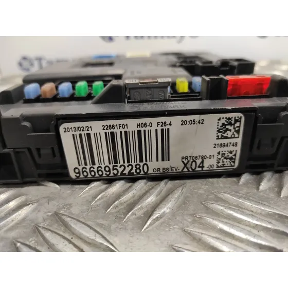 Caja Reles / Fusibles para Citroën C3