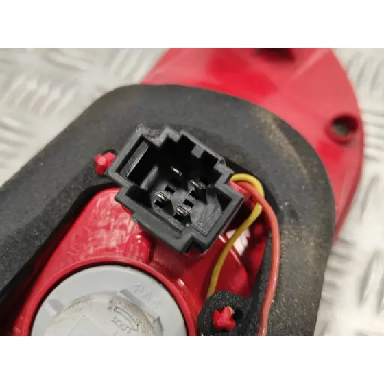 Piloto Trasero Izquierdo para Audi Q7 (4L)