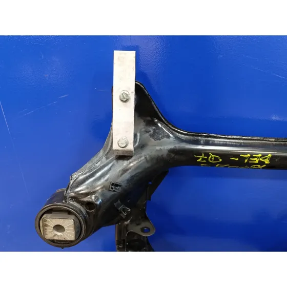 Puente Delantero para Audi Q7 (4L)