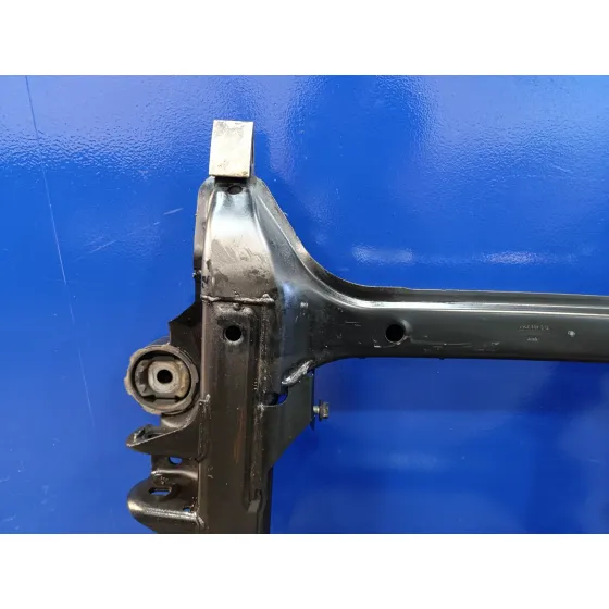 Puente Delantero para Audi Q7 (4L)