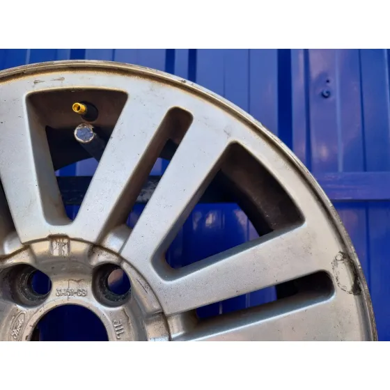 Llanta para Ford Focus C-Max (Cap)