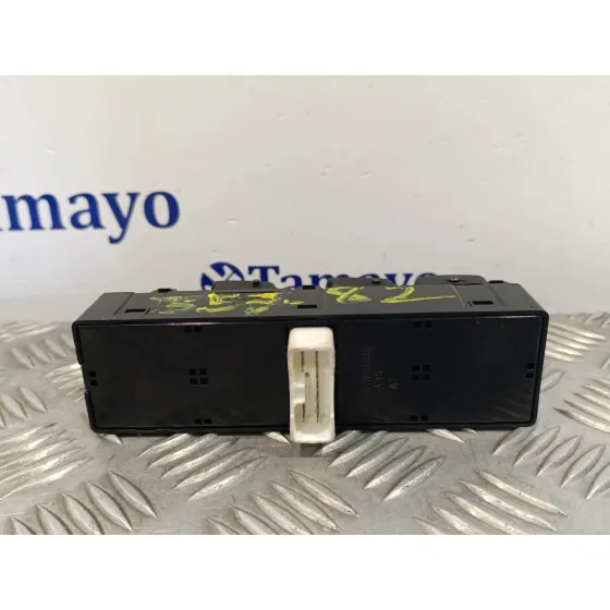 Mando Elevalunas Delantero Izquierdo para Hyundai Trajet (Fo)