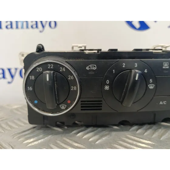 Mando Climatizador para Mercedes-Benz Clase B (W245)