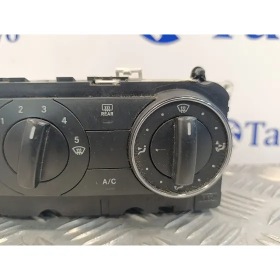 Mando Climatizador para Mercedes-Benz Clase B (W245)