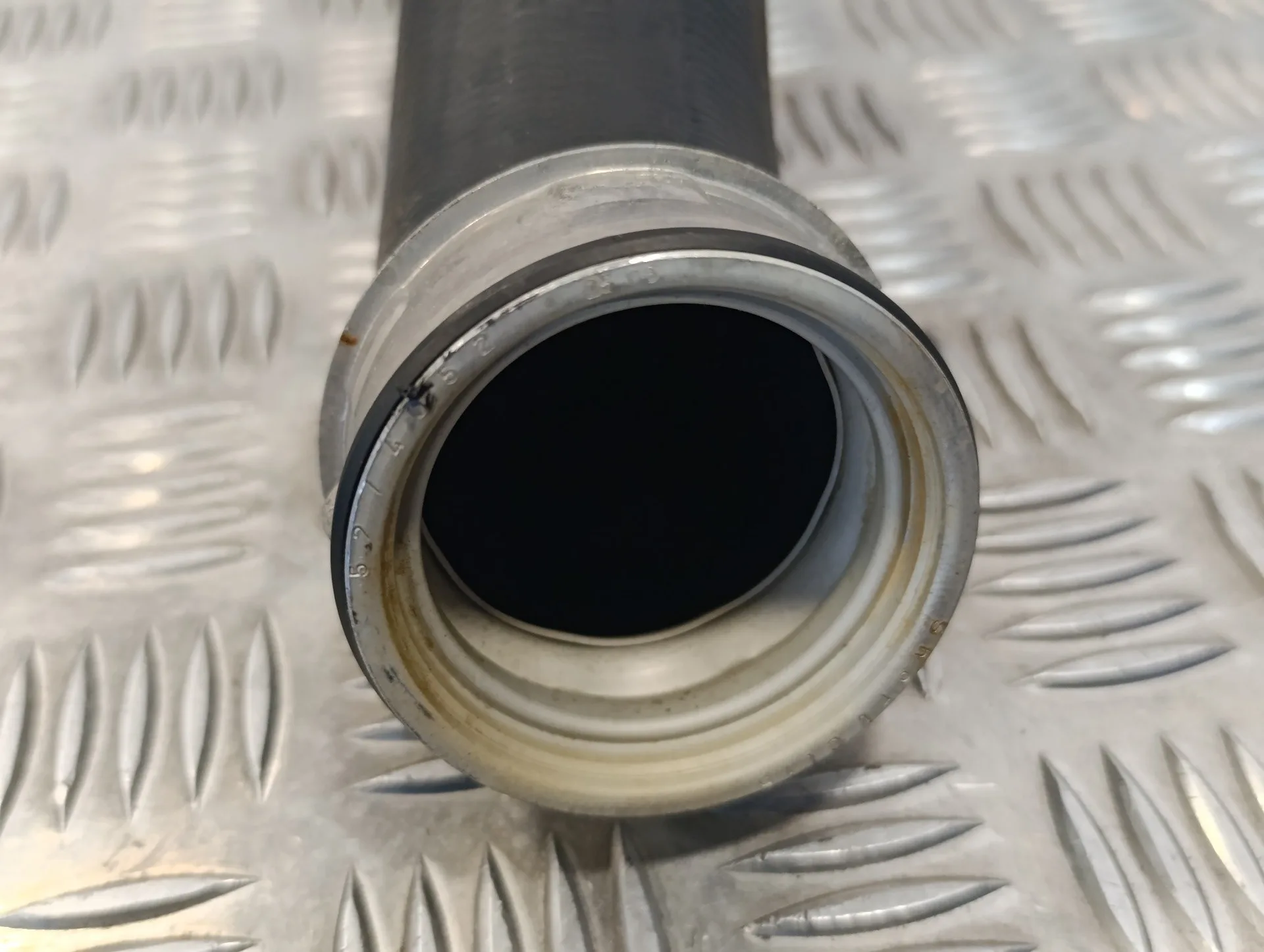 Tubo para Audi Q7 (4L)