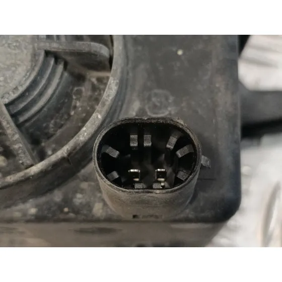 Faro Antiniebla Izquierdo para Opel Corsa C