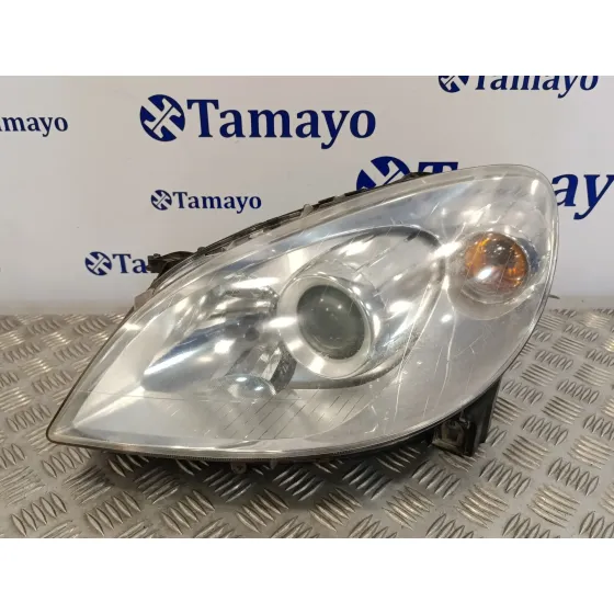 Faro Izquierdo para Mercedes-Benz Clase B (W245)