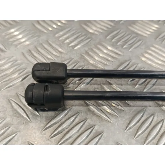 Amortiguadores Capo para Audi Q7 (4L)