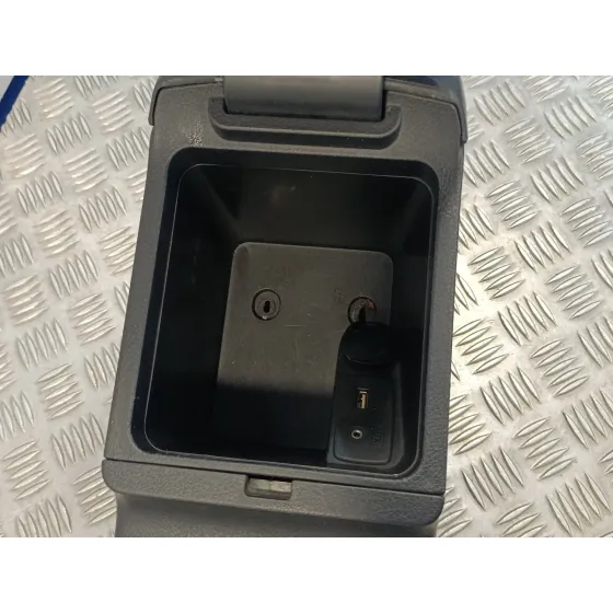 Apoyabrazos Central para Subaru Impreza G12