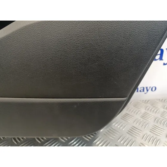 Guarnecido Puerta Trasera Derecha para Audi Q7 (4L)