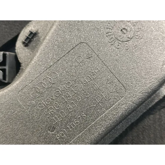 Guarnecido Puerta Delantera Derecha para Audi Q7 (4L)