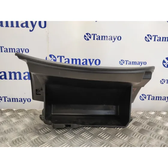 Guantera para Subaru Impreza G12