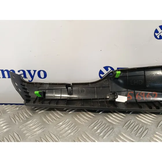 Moldura para Hyundai I30 Fastback
