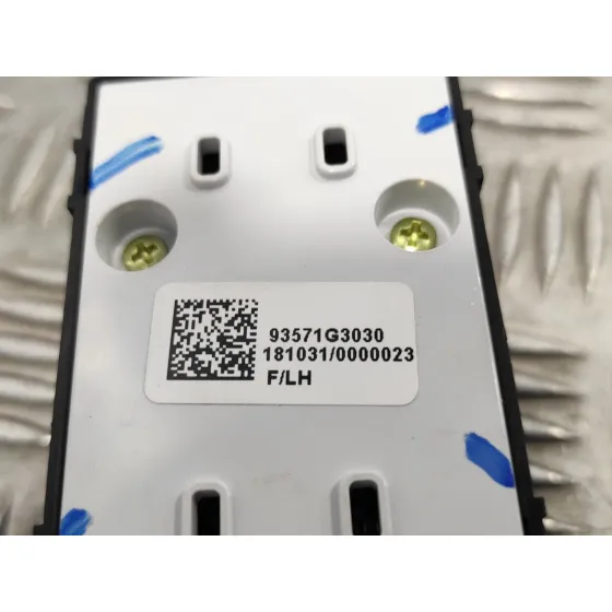 Mando Elevalunas Delantero Izquierdo para Hyundai I30 Fastback