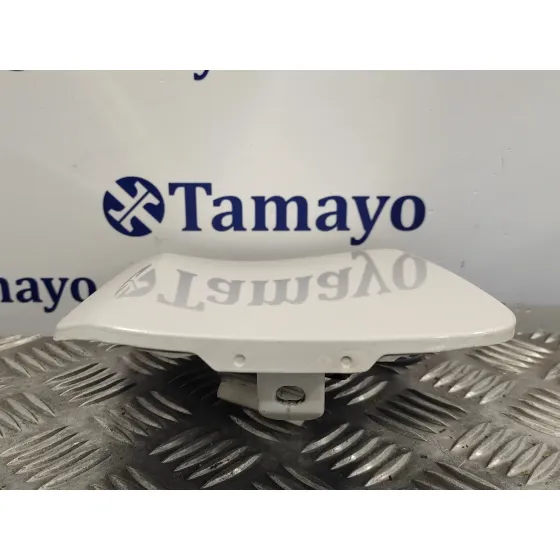 Tapa Exterior Combustible para Subaru Impreza G12
