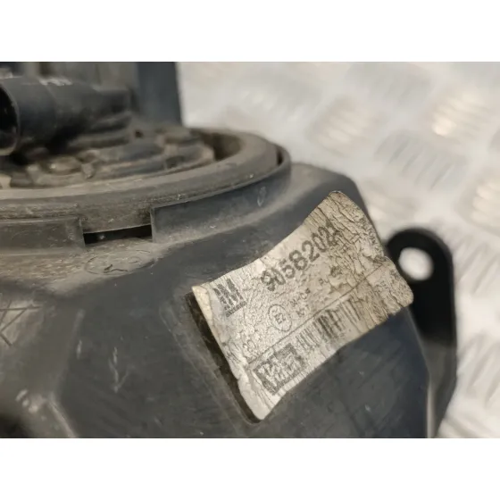 Faro Izquierdo para Opel Zafira A