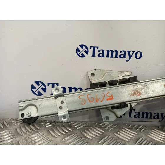 Elevalunas Delantero Derecho para Mitsubishi Montero (V60/V70)