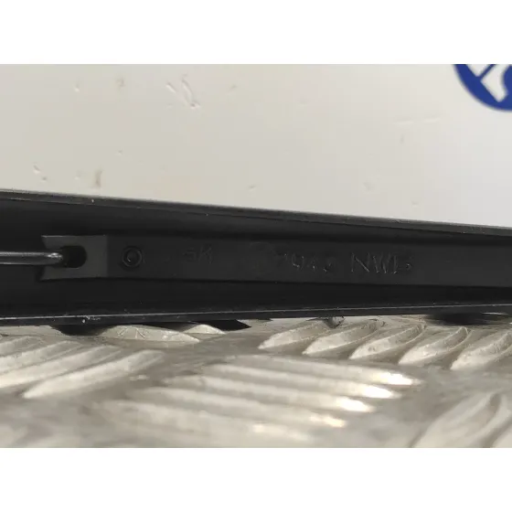 Brazo Limpia Delantero Derecho para Subaru Impreza G12