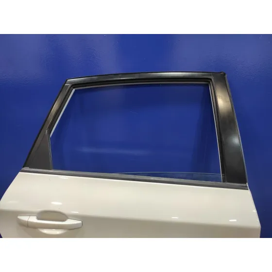 Puerta Trasera Derecha para Subaru Impreza G12