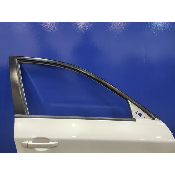 Puerta Delantera Derecha para Subaru Impreza G12