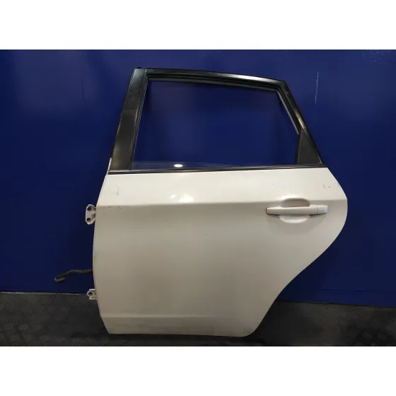 Puerta Trasera Izquierda para Subaru Impreza G12