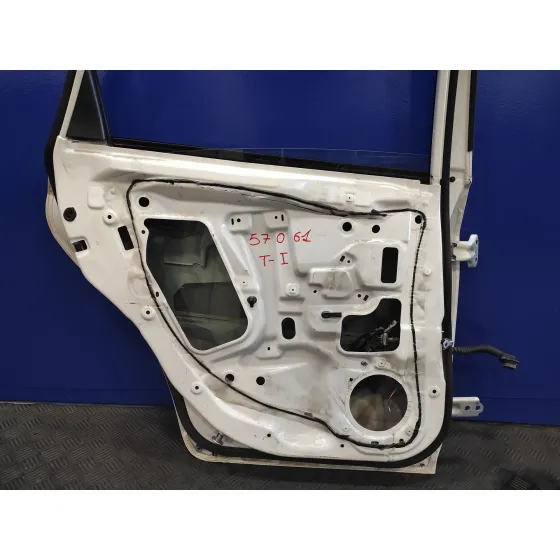 Puerta Trasera Izquierda para Subaru Impreza G12