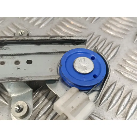 Elevalunas Delantero Derecho para Subaru Impreza G12