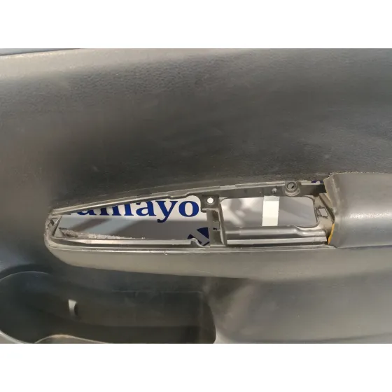 Guarnecido Puerta Delantera Derecha para Subaru Impreza G12