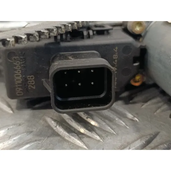 Elevalunas Delantero Derecho para Opel Astra G Berlina