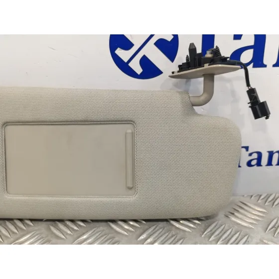 Parasol Derecho para Audi Q7 (4L)