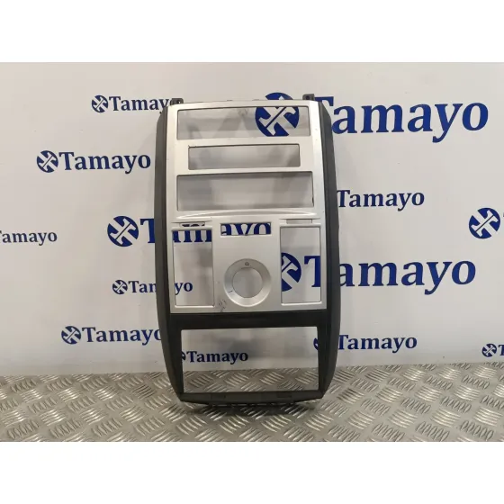 Moldura para Chrysler Grand Voyager V (Rt)
