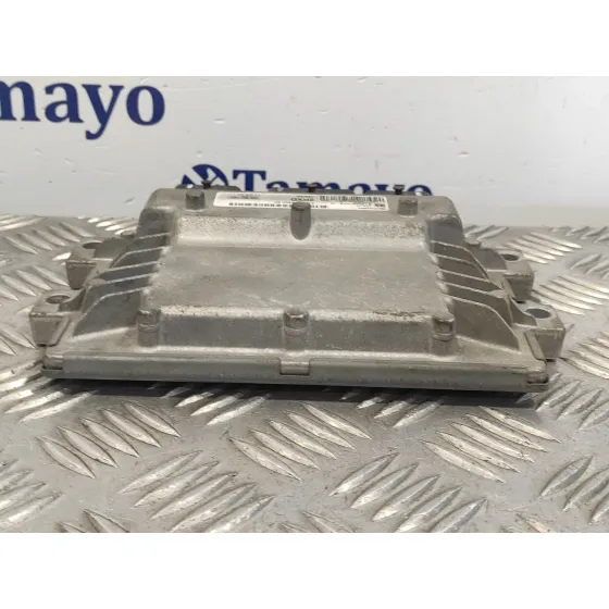 Centralita Motor Uce para Ford Fiesta (Cb1)