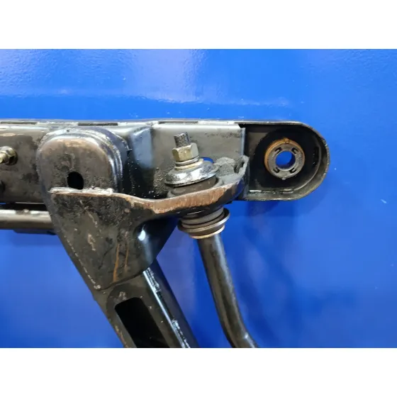 Puente Delantero para Kia Carnival Ii