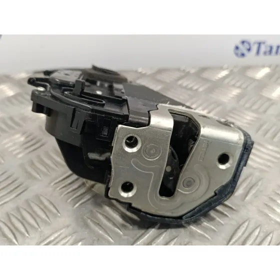 Cerradura Puerta Trasera Derecha para Toyota Yaris (Ksp9/Scp9/Nlp9)