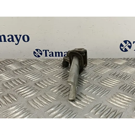 Soporte / Guia Puerta Corredera para Iveco 35S13