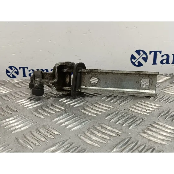 Soporte / Guia Puerta Corredera para Iveco 35S13