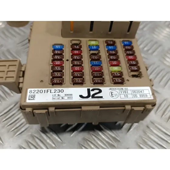 Caja Reles / Fusibles para Subaru Xv (G5)