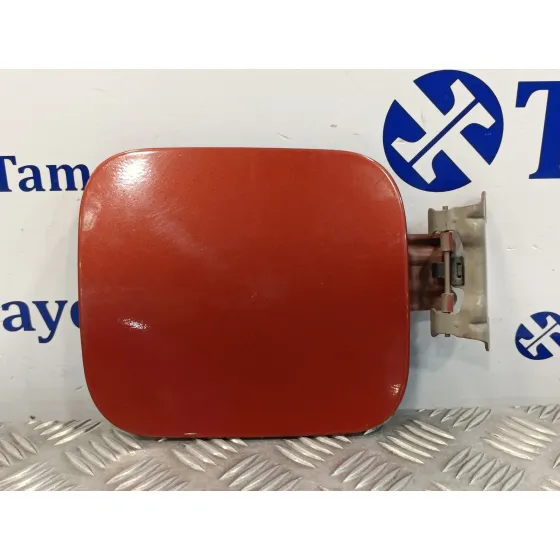 Tapa Exterior Combustible para Nissan Qashqai (J10)