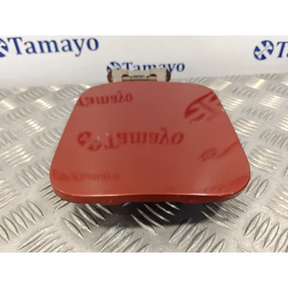 Tapa Exterior Combustible para Nissan Qashqai (J10)