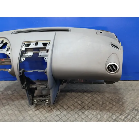 Salpicadero para Nissan Qashqai (J10)
